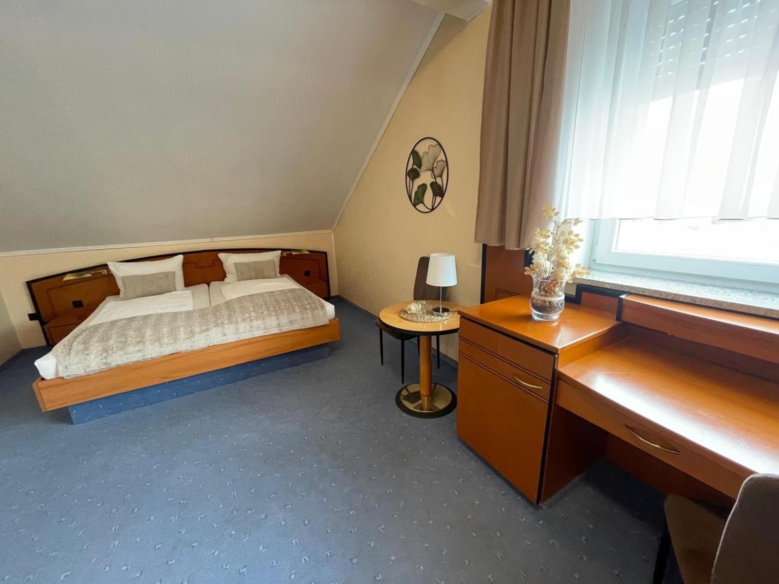 Heppenheimer Hof Hotel วอร์มส์ ภายนอก รูปภาพ