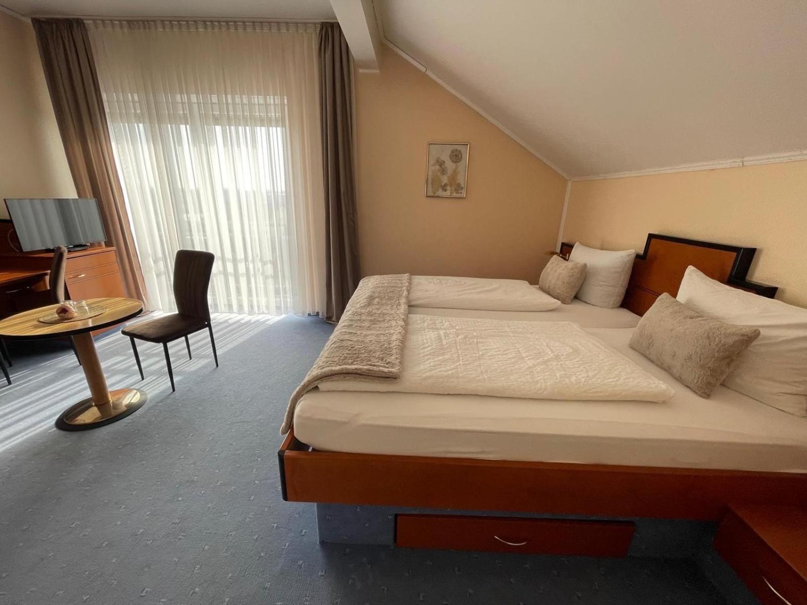 Heppenheimer Hof Hotel วอร์มส์ ภายนอก รูปภาพ